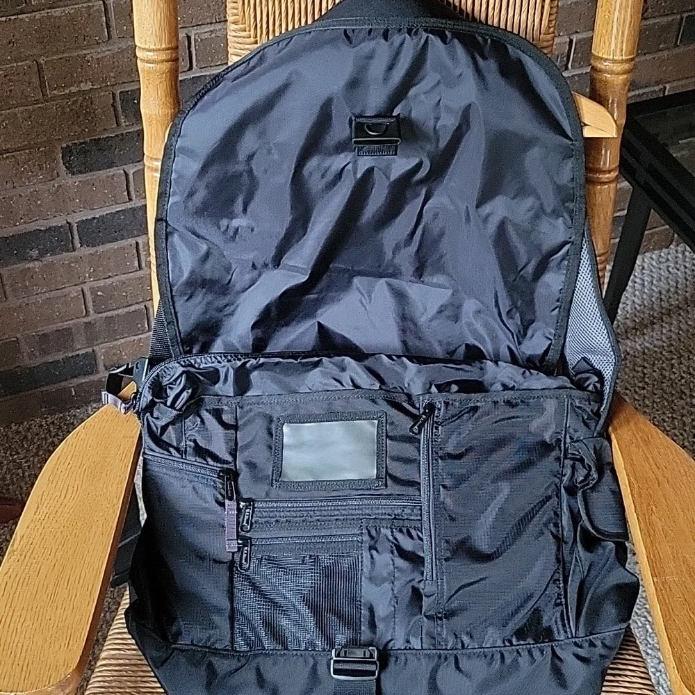 L.L. Bean nylon messenger bag, black/gray